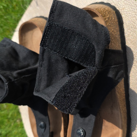 Betula Licensed By BIRKENSTOCK Black Sandals, size 40 - Picture 6 of 8